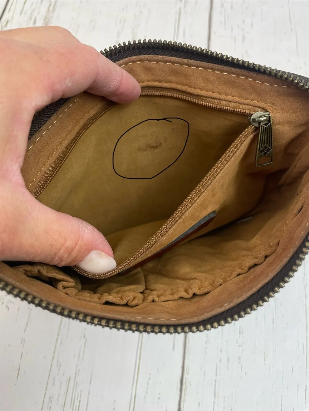 Patricia Nash Tooled‎ Italian Leather Wristlet/Wallet